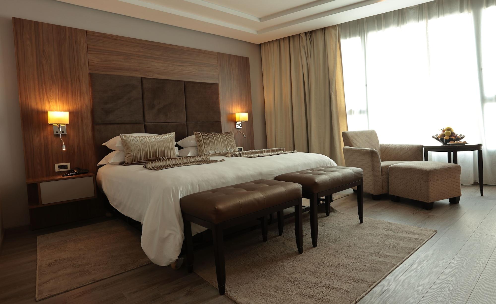 Le Palace D'Anfa Casablanca Exterior foto A bedroom at the hotel