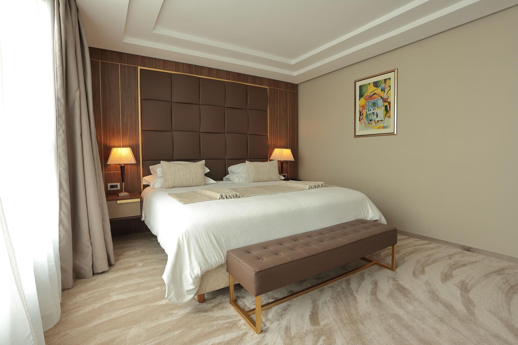 Le Palace D'Anfa Casablanca Exterior foto A bedroom at the hotel